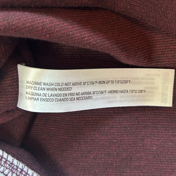 NWT Denim & Flower By Ricky Singh Men’s Small Long-Sleeve Red Crew Neck Pullover - Picture 9 of 9